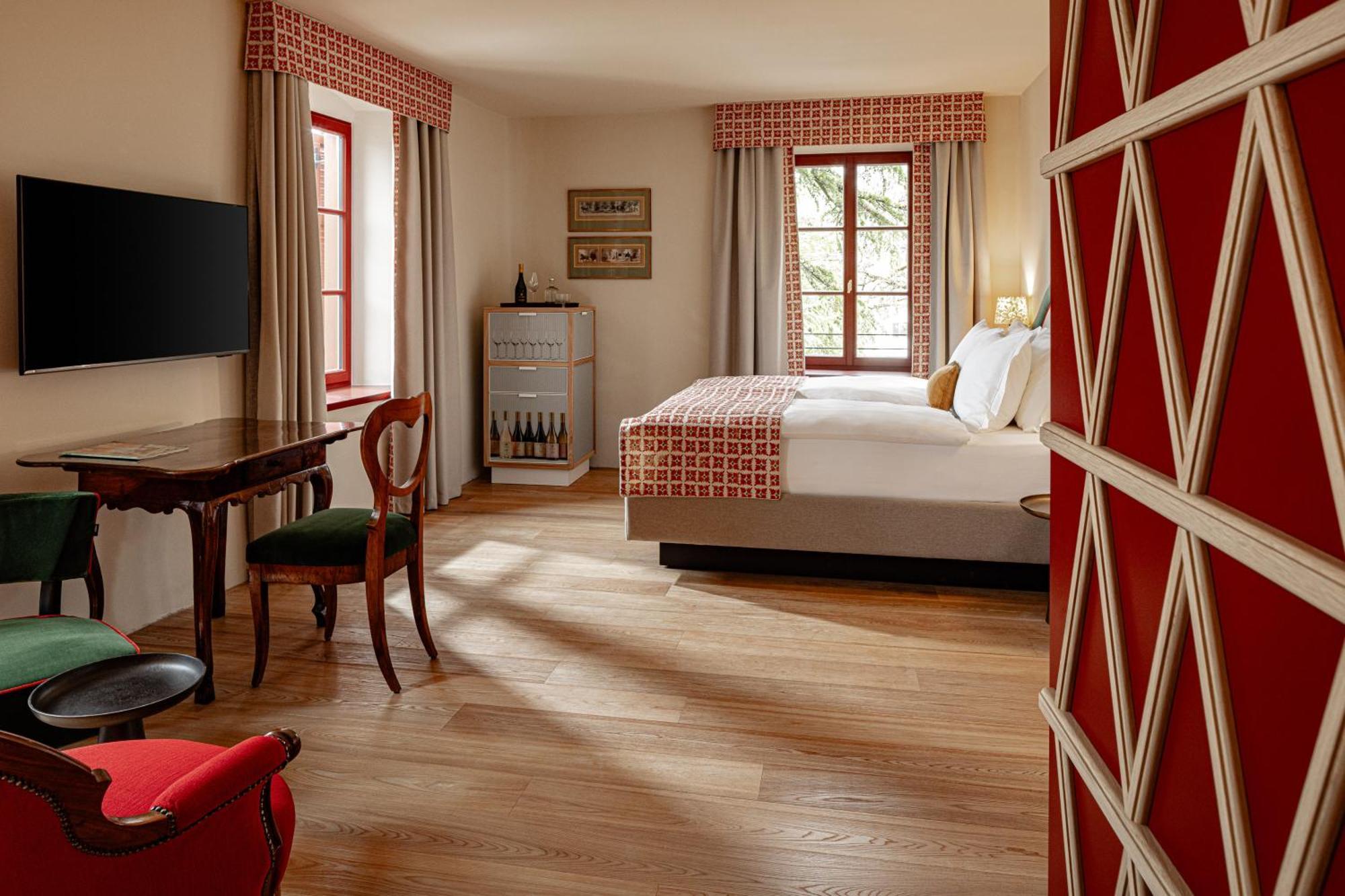 Castel Sallegg Suites Adults Only Caldaro Luaran gambar