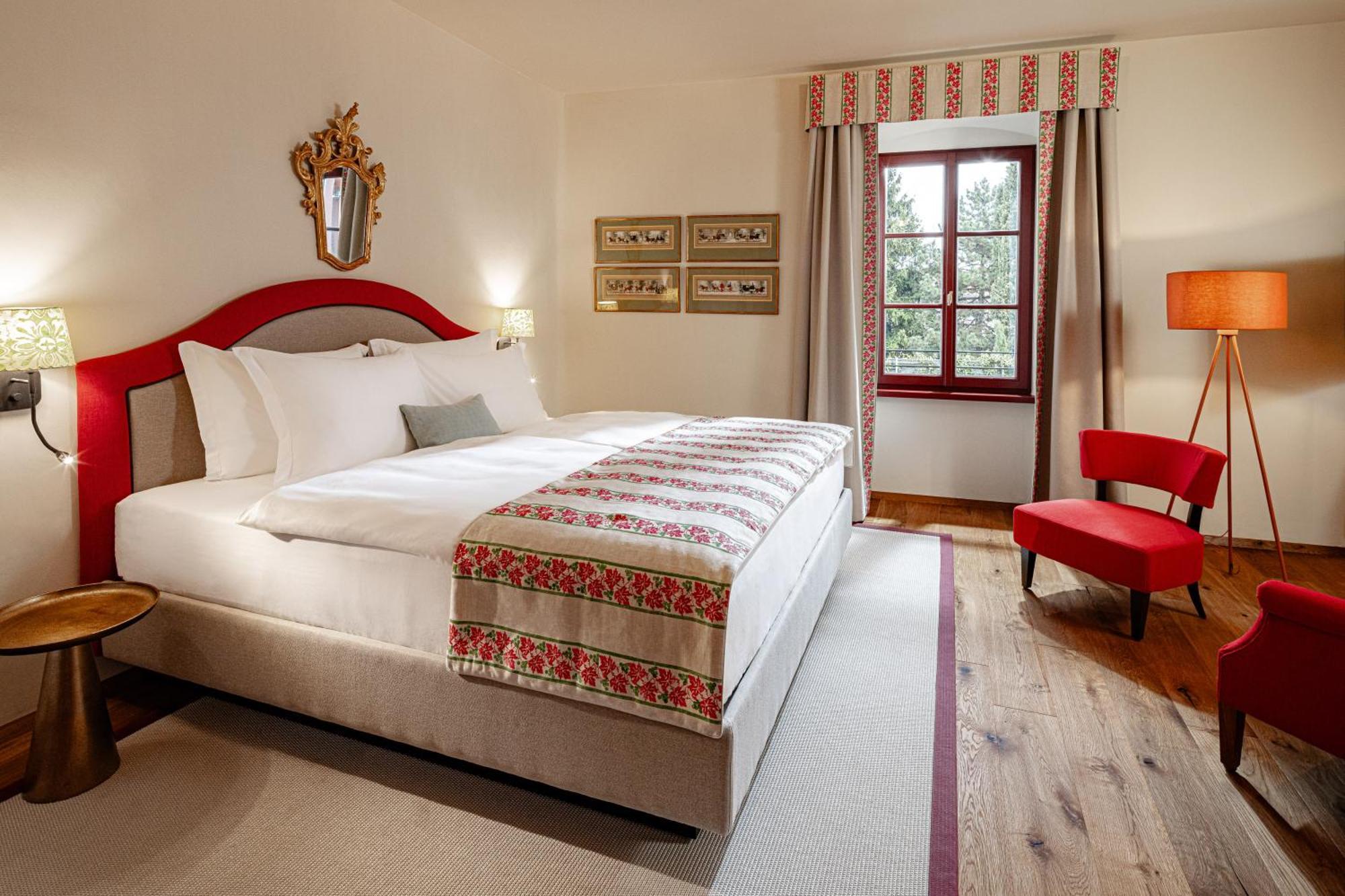 Castel Sallegg Suites Adults Only Caldaro Luaran gambar