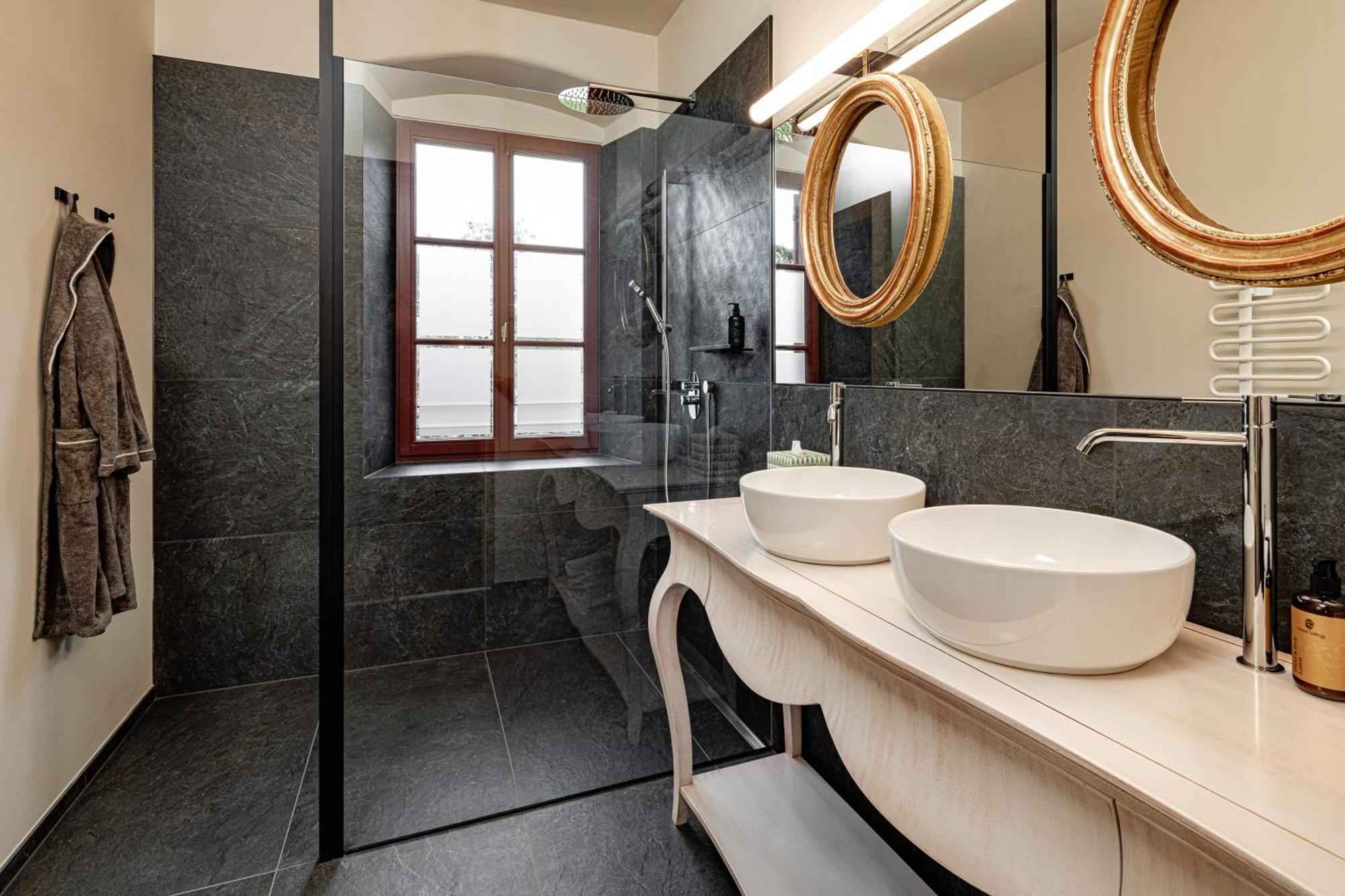 Castel Sallegg Suites Adults Only Caldaro Luaran gambar